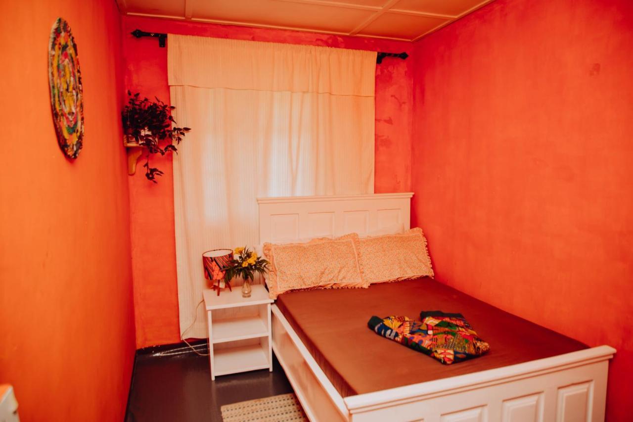 Emmy'S Backpackers Hostel Iringa Bagian luar foto