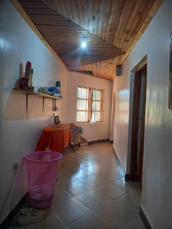 Emmy'S Backpackers Hostel Iringa Bagian luar foto