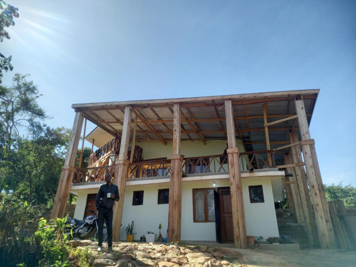 Emmy'S Backpackers Hostel Iringa Bagian luar foto